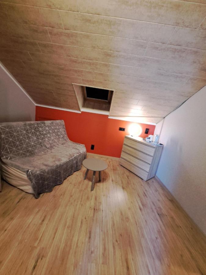 Chanteloup, Maison D'Hotes - Halleux Halleux  Exteriör bild