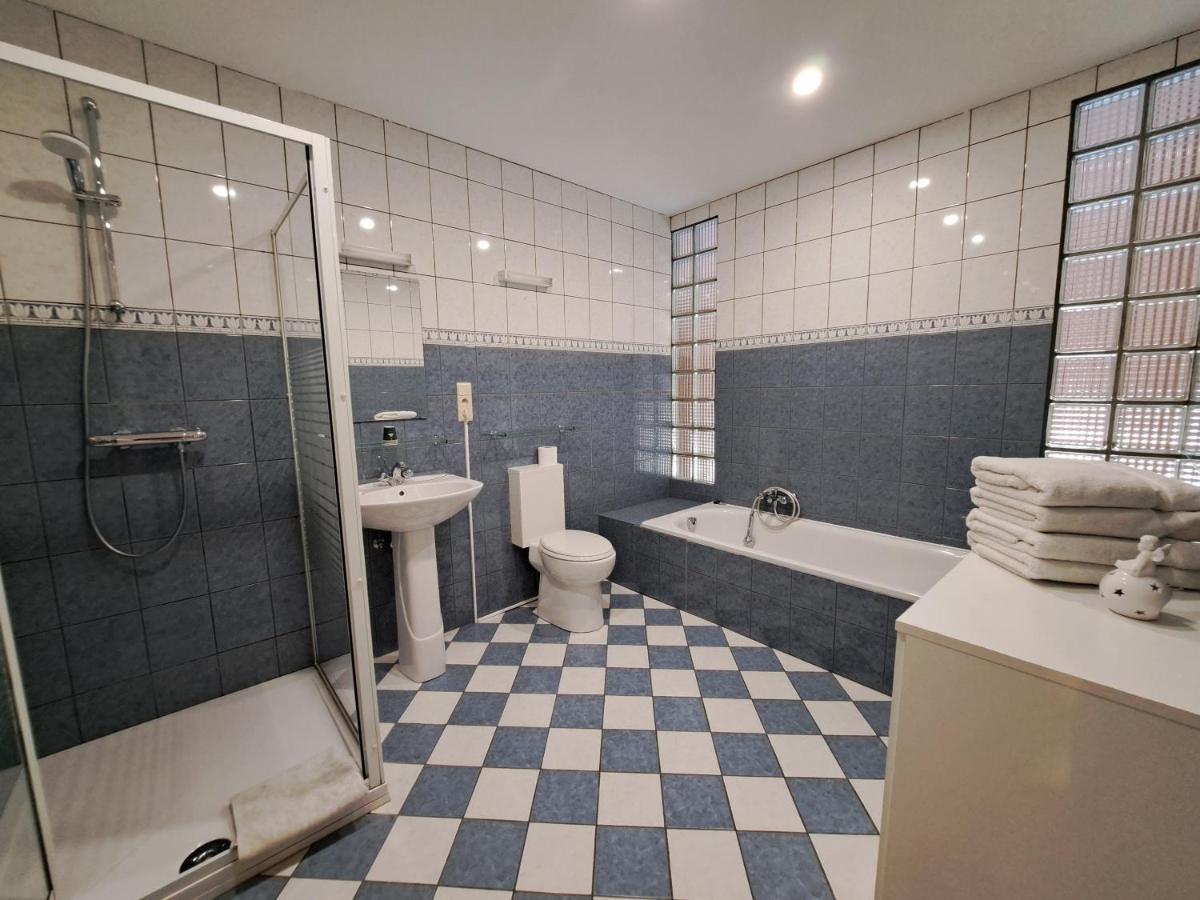 Chanteloup, Maison D'Hotes - Halleux Halleux  Exteriör bild